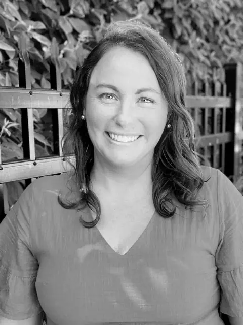 Sarah Slavik Headshot